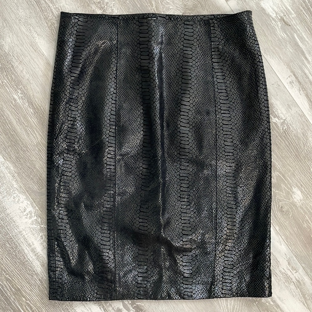 Donating 6/1/26 Virtue Black 100% Leather Snake print Lined Pencil Skirt 10